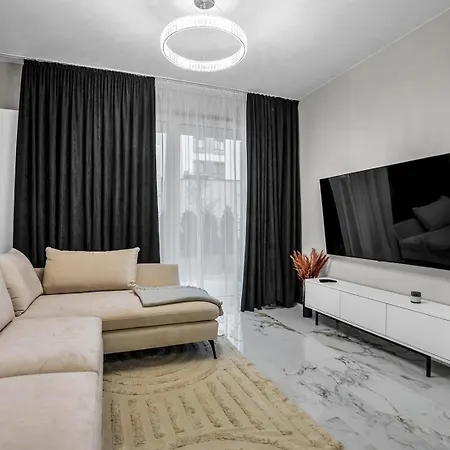 Apartment Airport - Private Terrace & Parking - By Rentujemy *