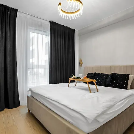 Airport - Private Terrace & Parking - By Rentujemy Apartment Warsaw